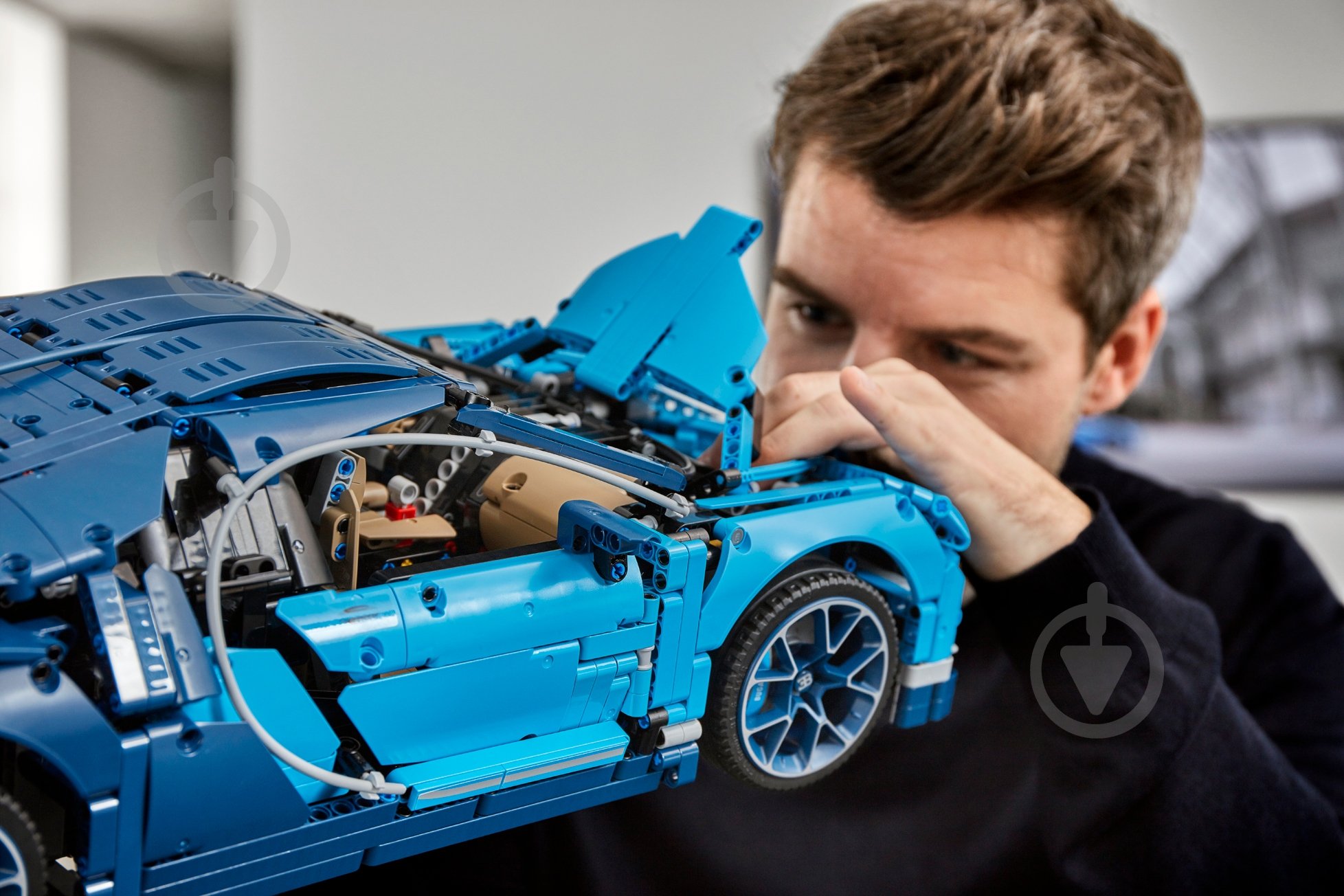 Конструктор LEGO Technic Автомобиль Bugatti Chiron 42083 - фото 85 Конструктор LEGO Technic Автомобиль Bugatti Chiron 42083 - фото 85