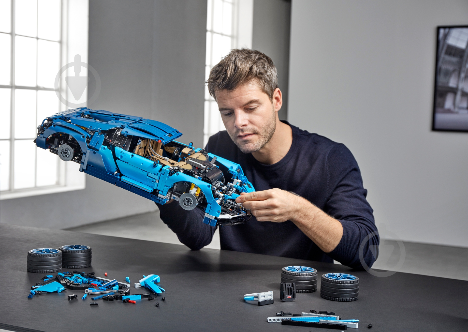 Конструктор LEGO Technic Автомобиль Bugatti Chiron 42083 - фото 101 Конструктор LEGO Technic Автомобиль Bugatti Chiron 42083 - фото 101