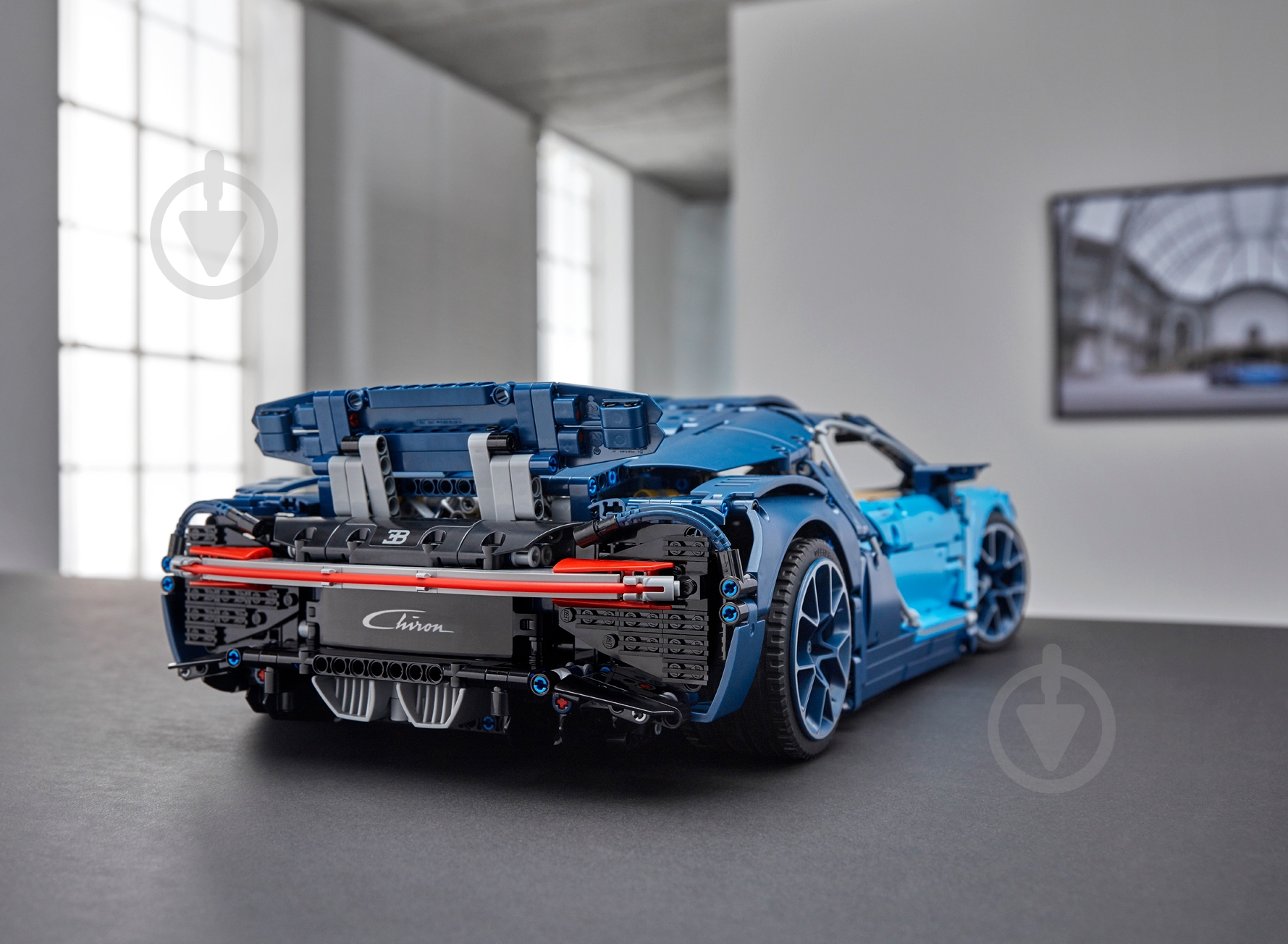 Конструктор LEGO Technic Автомобиль Bugatti Chiron 42083 - фото 52 Конструктор LEGO Technic Автомобиль Bugatti Chiron 42083 - фото 52