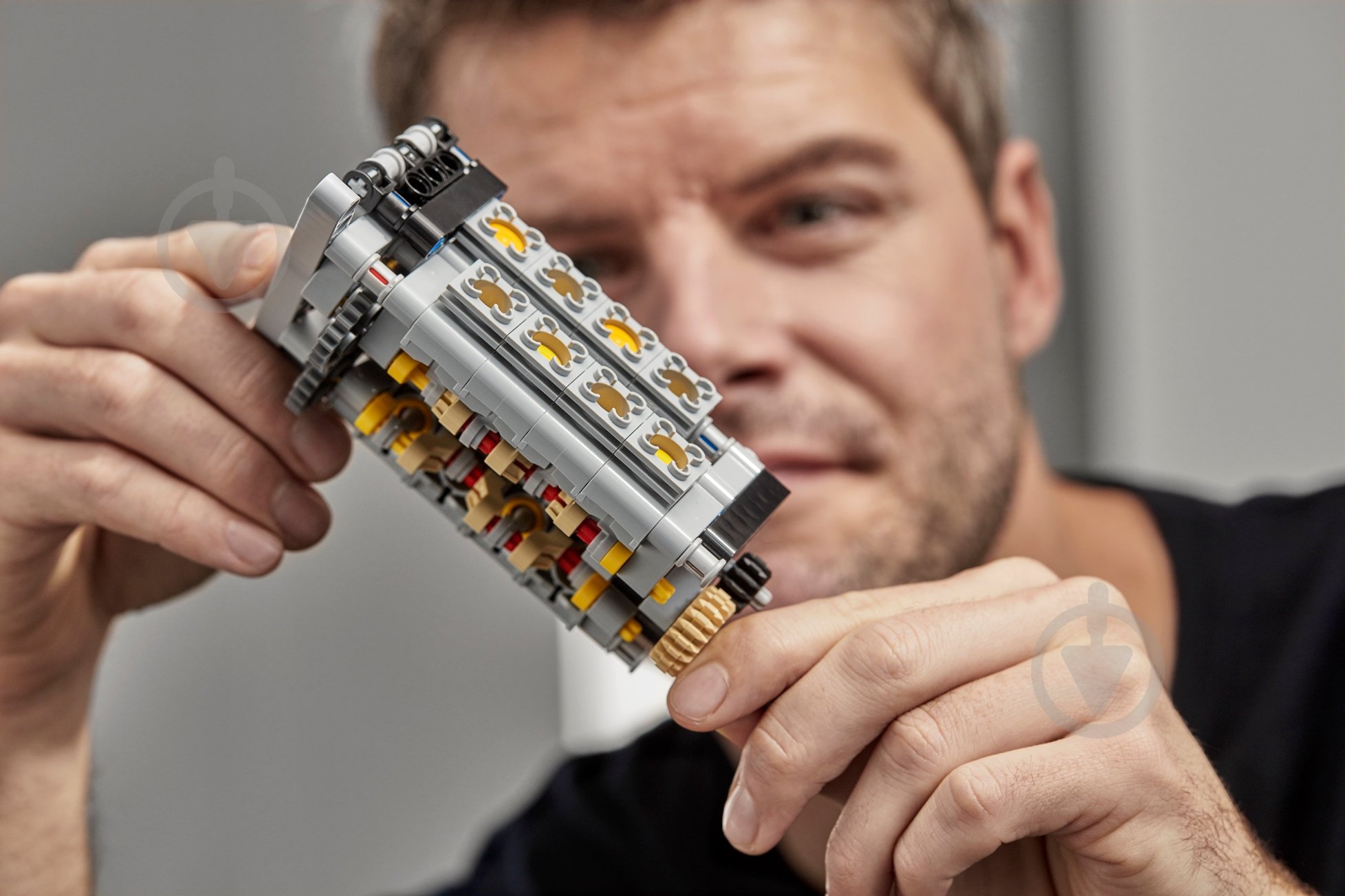 Конструктор LEGO Technic Автомобиль Bugatti Chiron 42083 - фото 95 Конструктор LEGO Technic Автомобиль Bugatti Chiron 42083 - фото 95