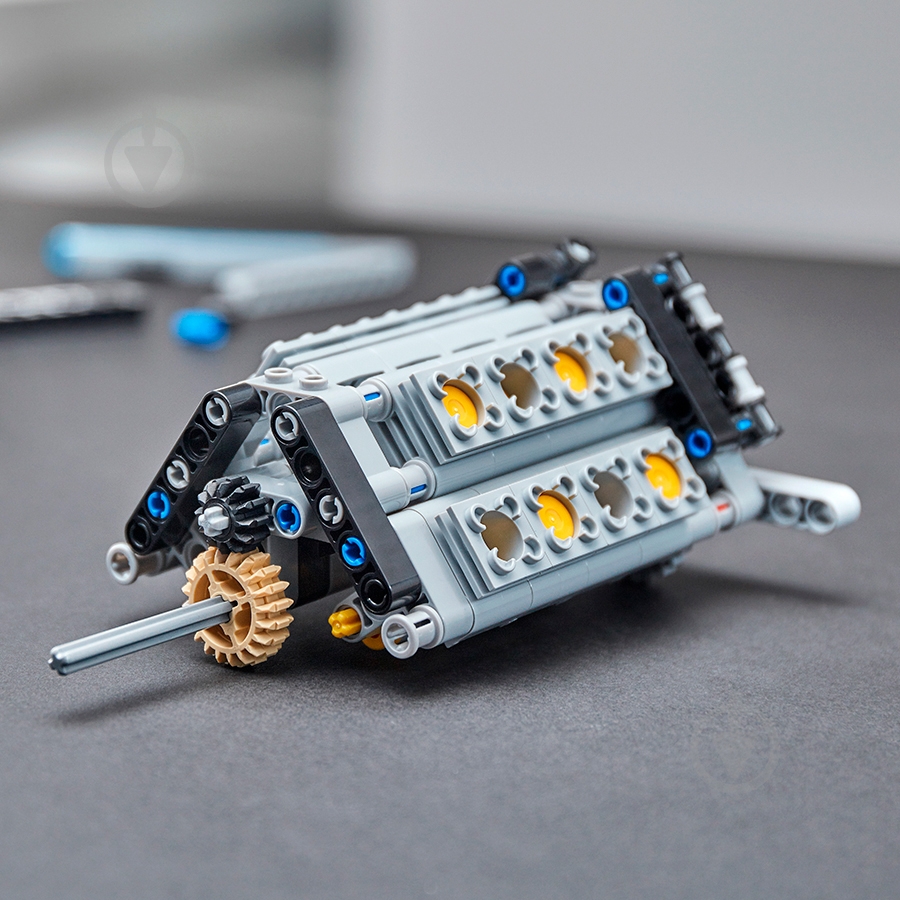 Конструктор LEGO Technic Автомобиль Bugatti Chiron 42083 - фото 38 Конструктор LEGO Technic Автомобиль Bugatti Chiron 42083 - фото 38