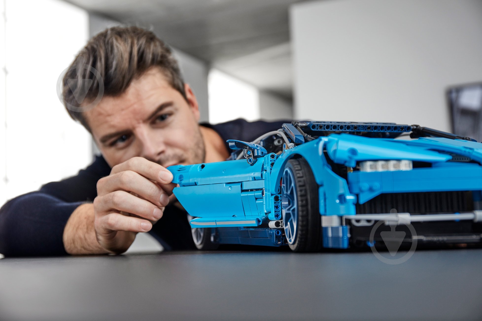 Конструктор LEGO Technic Автомобиль Bugatti Chiron 42083 - фото 97 Конструктор LEGO Technic Автомобиль Bugatti Chiron 42083 - фото 97