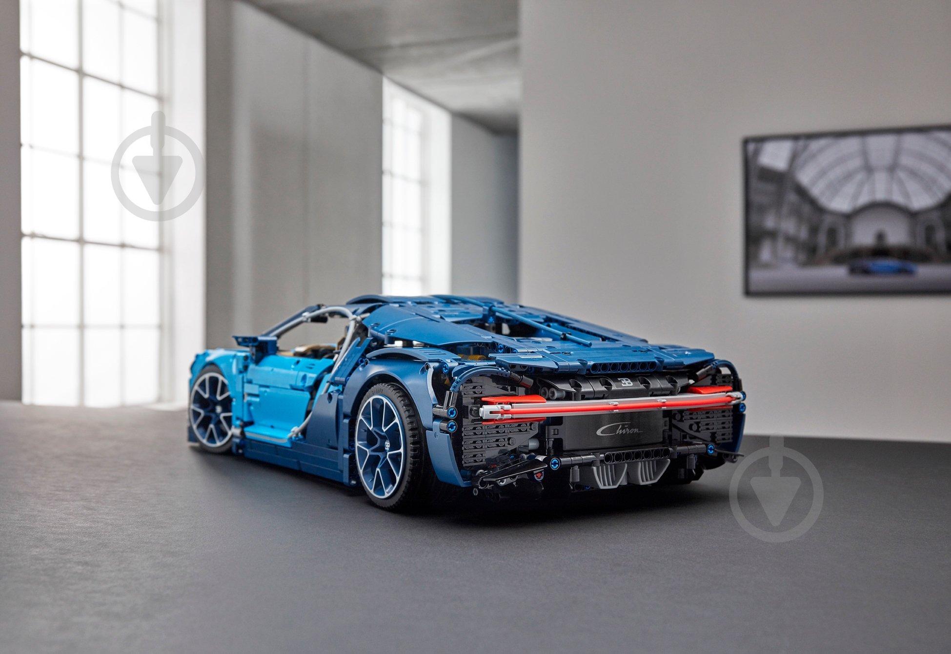Конструктор LEGO Technic Автомобиль Bugatti Chiron 42083 - фото 24 Конструктор LEGO Technic Автомобиль Bugatti Chiron 42083 - фото 24