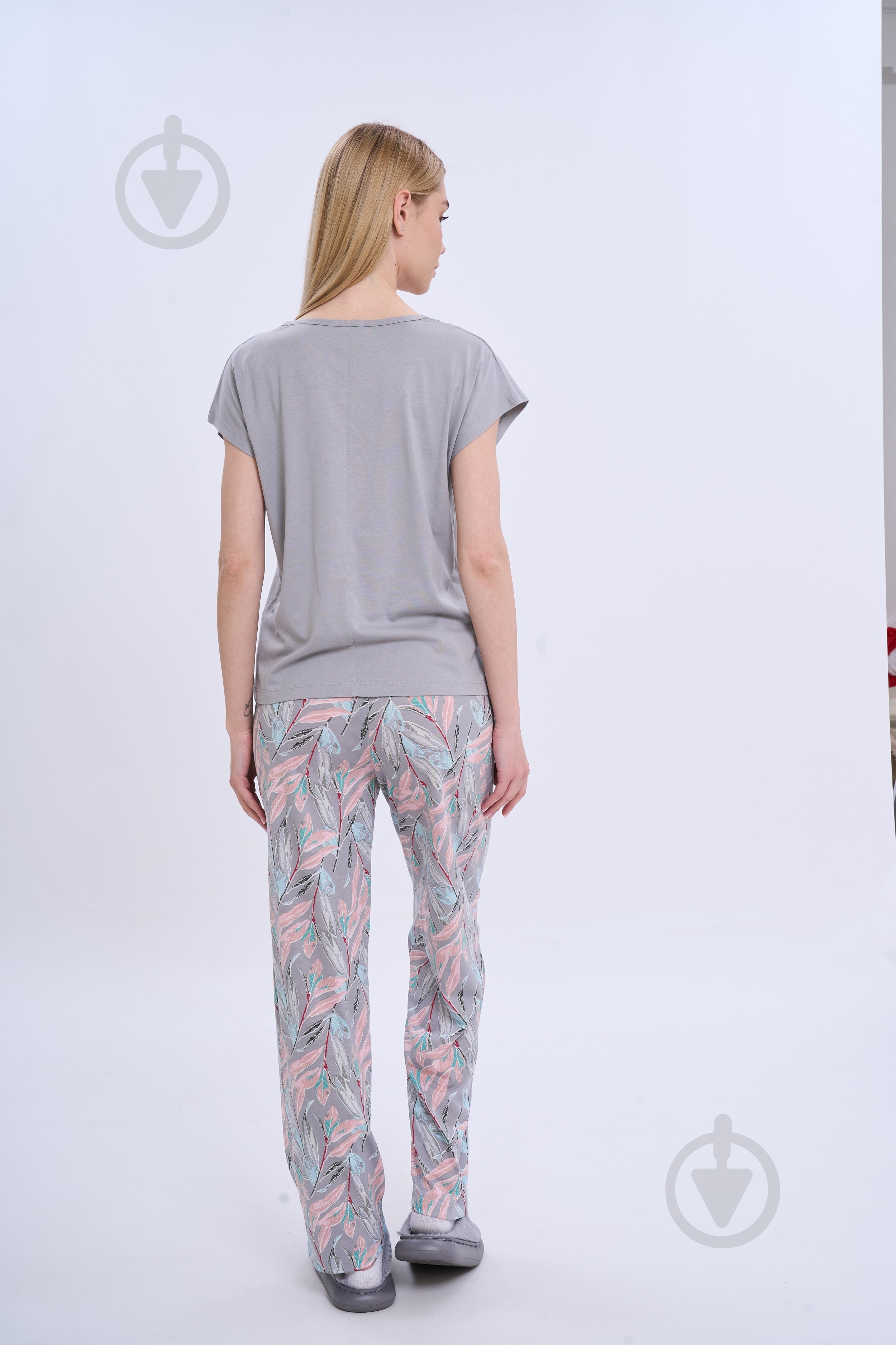 Футболка German Volf женская "FLORA" р. s серый (25010) - фото 3 Футболка German Volf женская "FLORA" р. s серый (25010) - фото 3