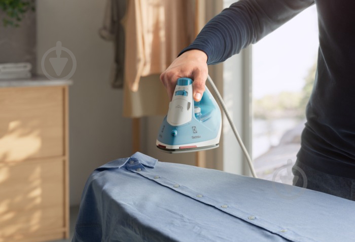 Утюг Electrolux Care 500 Iron E5SI2-4CB - фото 12