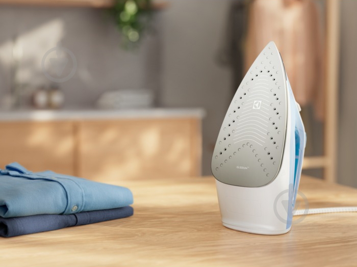 Утюг Electrolux Care 500 Iron E5SI2-4CB - фото 9