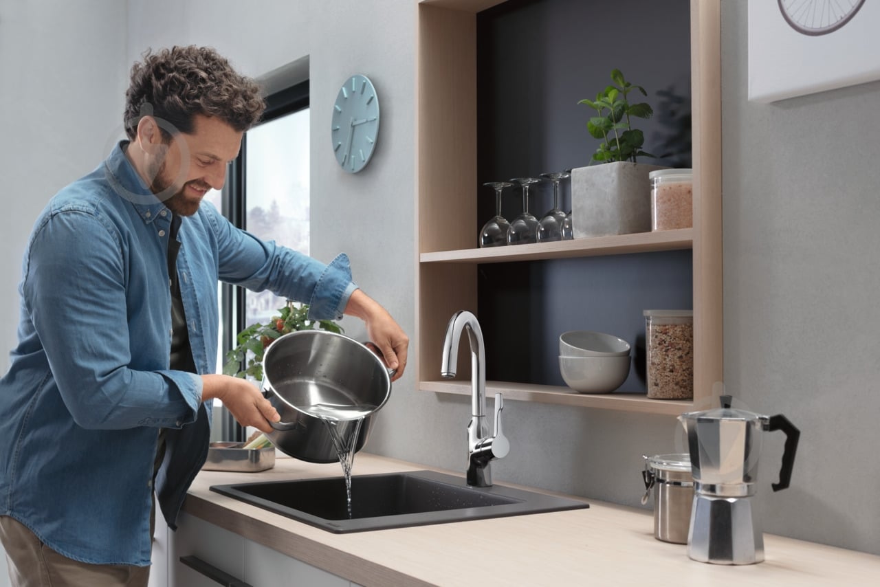 Смеситель для кухни Hansgrohe 220 Focus M43 хром - фото 3 Смеситель для кухни Hansgrohe 220 Focus M43 хром - фото 3
