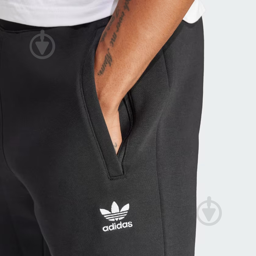 Брюки Adidas ESSENTIALS PANT IR7798 р. L черный - фото 4