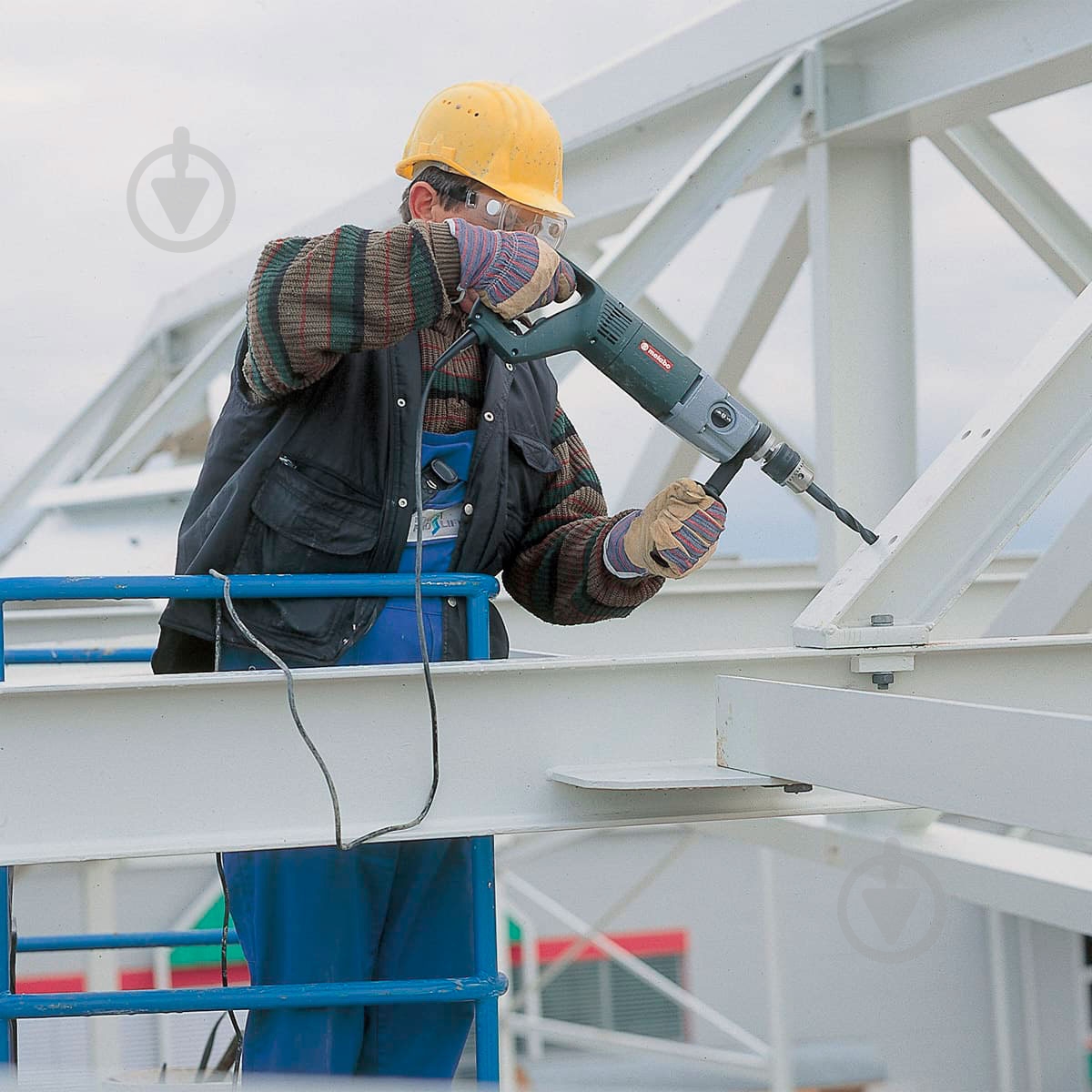 Дрель безударная Metabo BDE 1100 600806000 - фото 6