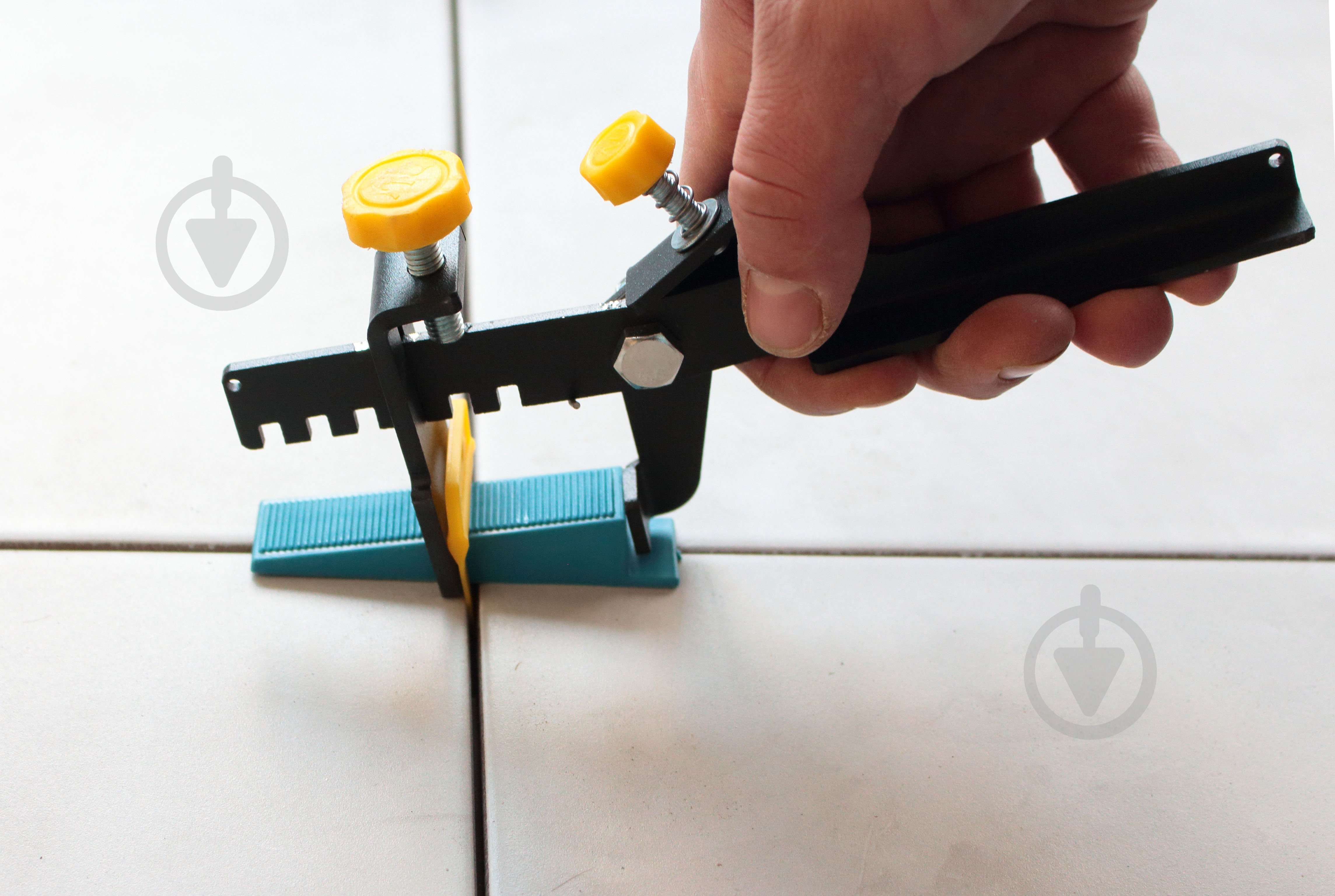 Ключ для СВП Tnova универсальный металический 1/3 - фото 5 Ключ для СВП Tnova универсальный металический 1/3 - фото 5