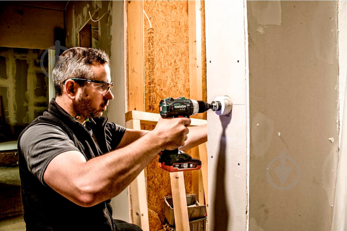 Набір акумуляторного інструменту Metabo Сombo Set 2.3.6 18 v 685139000 - фото 5 Набір акумуляторного інструменту Metabo Сombo Set 2.3.6 18 v 685139000 - фото 5