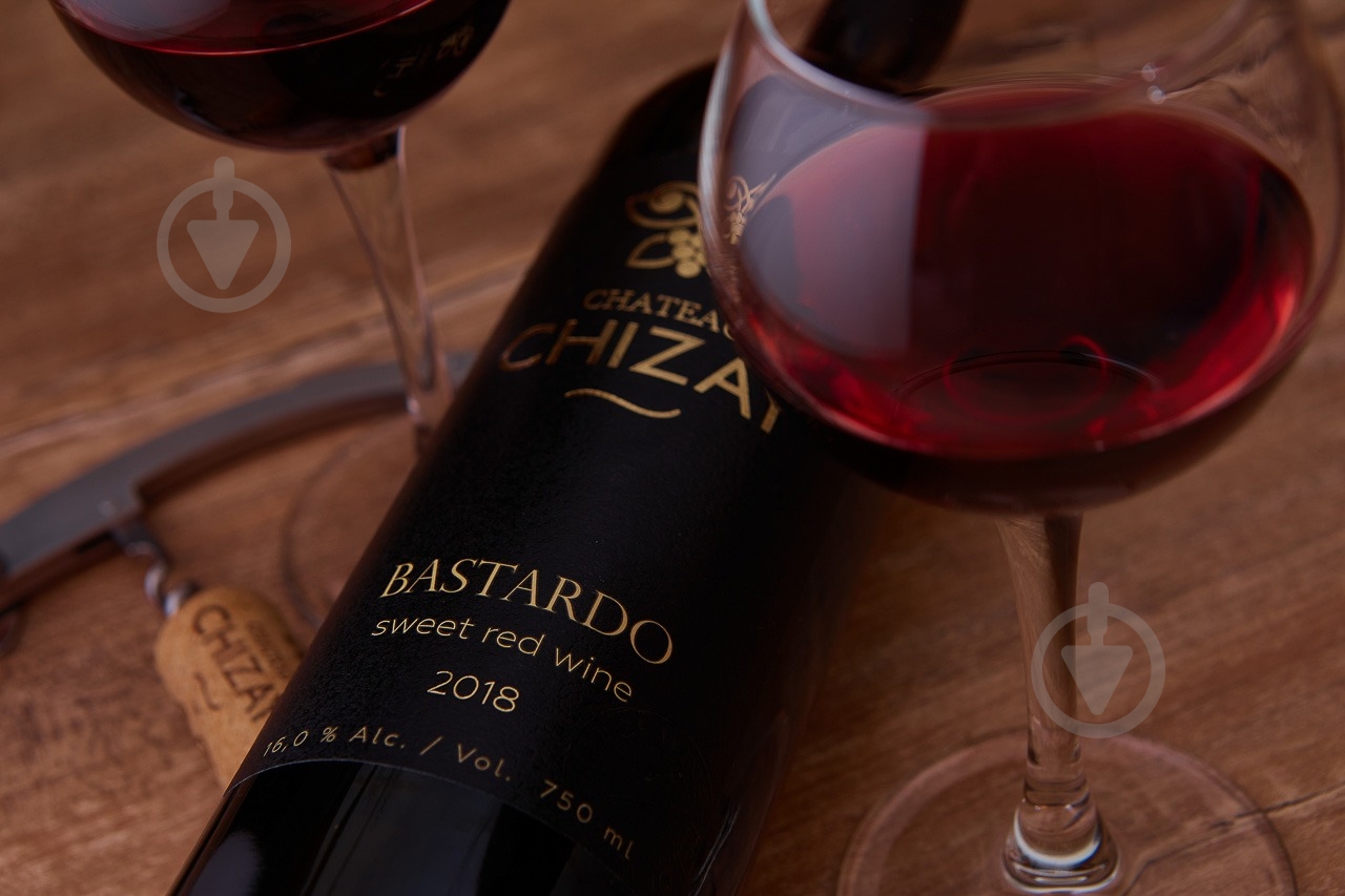 Вино Chateau Chizay Bastardo 2019 года 750 мл - фото 5 Вино Chateau Chizay Bastardo 2019 года 750 мл - фото 5