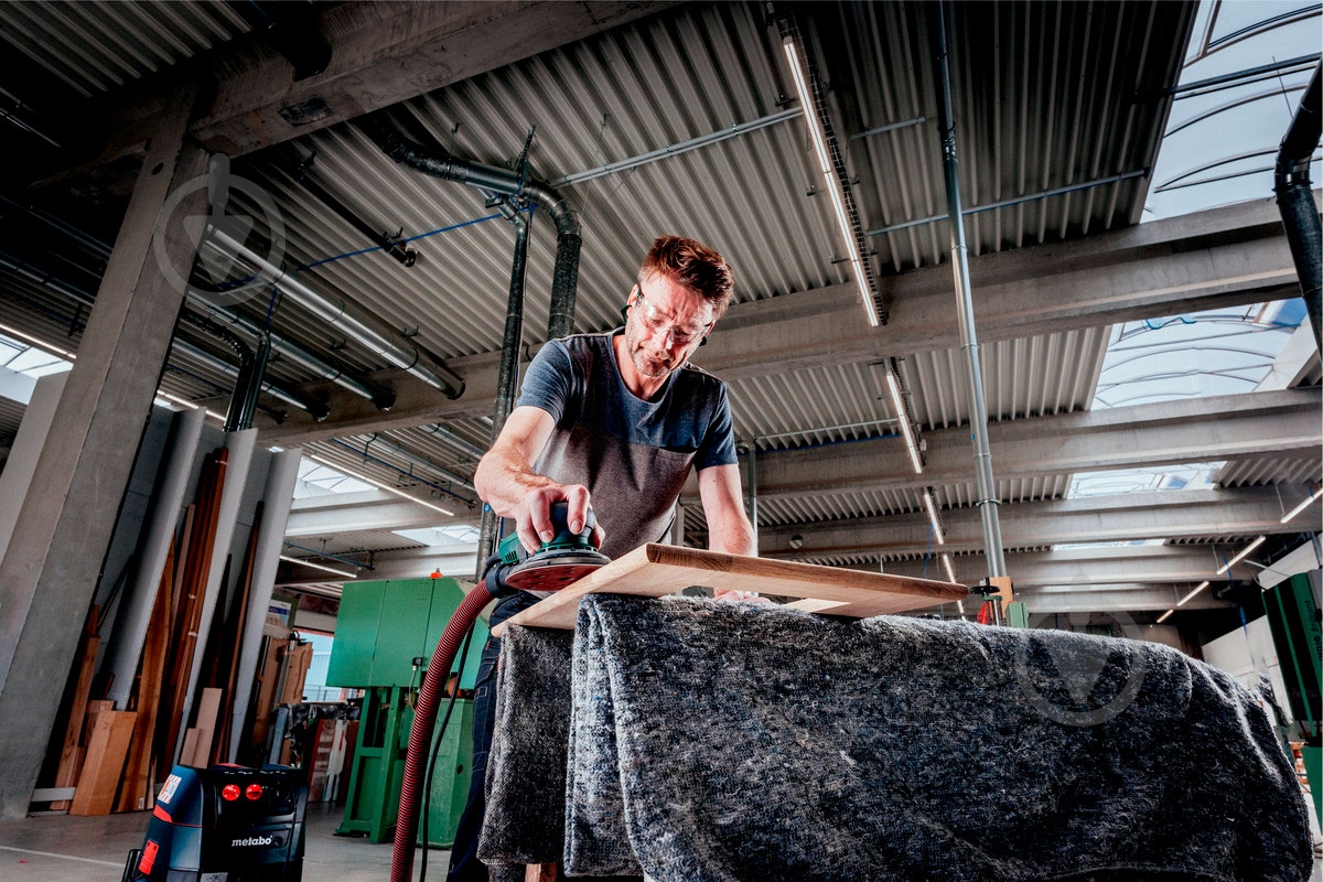 ᐉ Ексцентрикова шліфмашина Metabo SXE 150-2.5 BL 615025700
