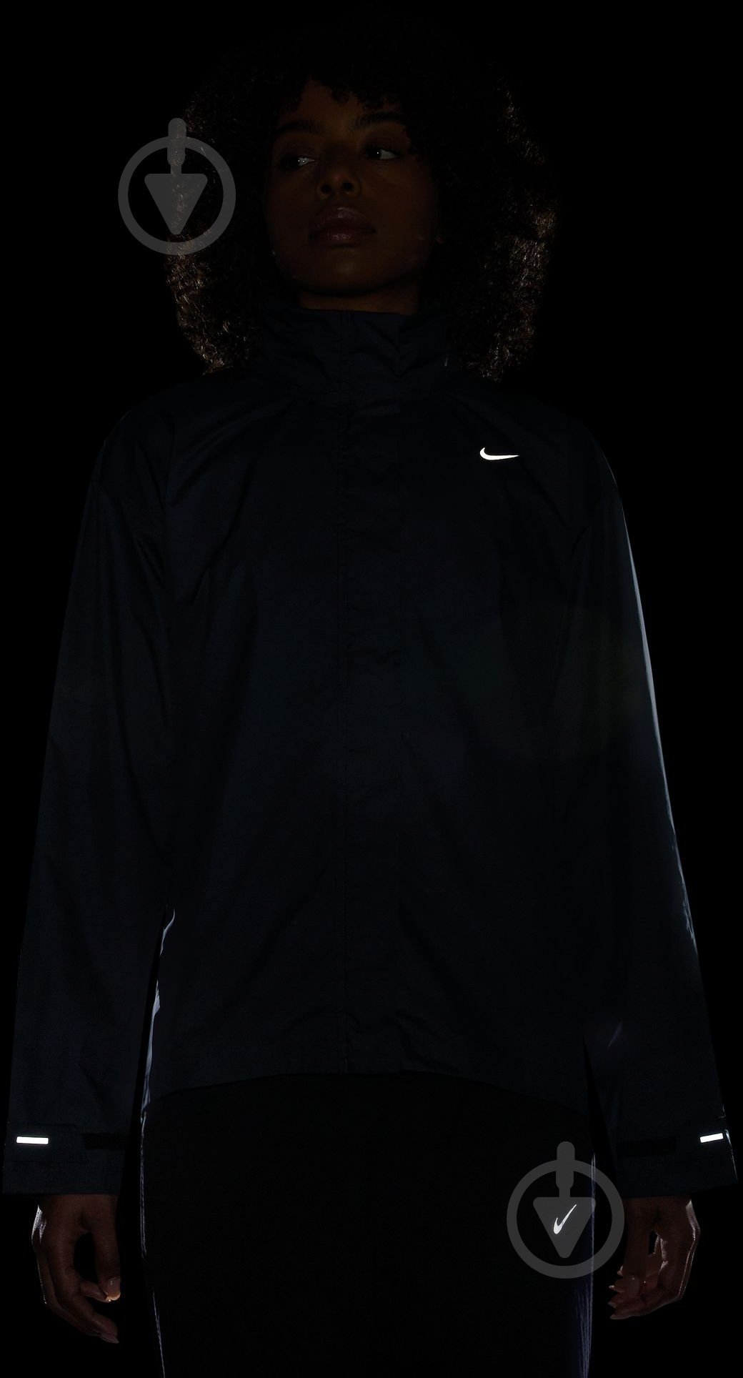 Куртка женская Nike NK FAST REPEL JACKET FB7451-478 р.M черная - фото 4 Куртка женская Nike NK FAST REPEL JACKET FB7451-478 р.M черная - фото 4