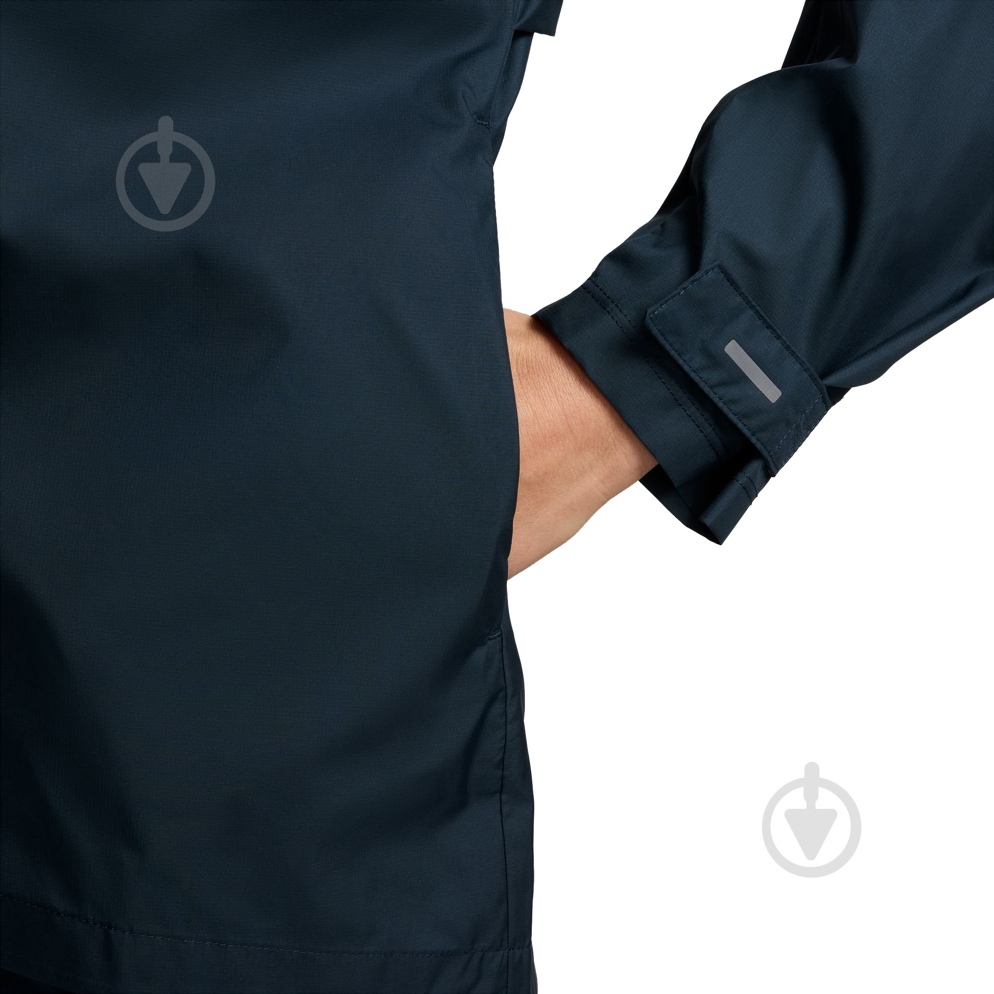 Куртка женская Nike NK FAST REPEL JACKET FB7451-478 р.M черная - фото 6 Куртка женская Nike NK FAST REPEL JACKET FB7451-478 р.M черная - фото 6