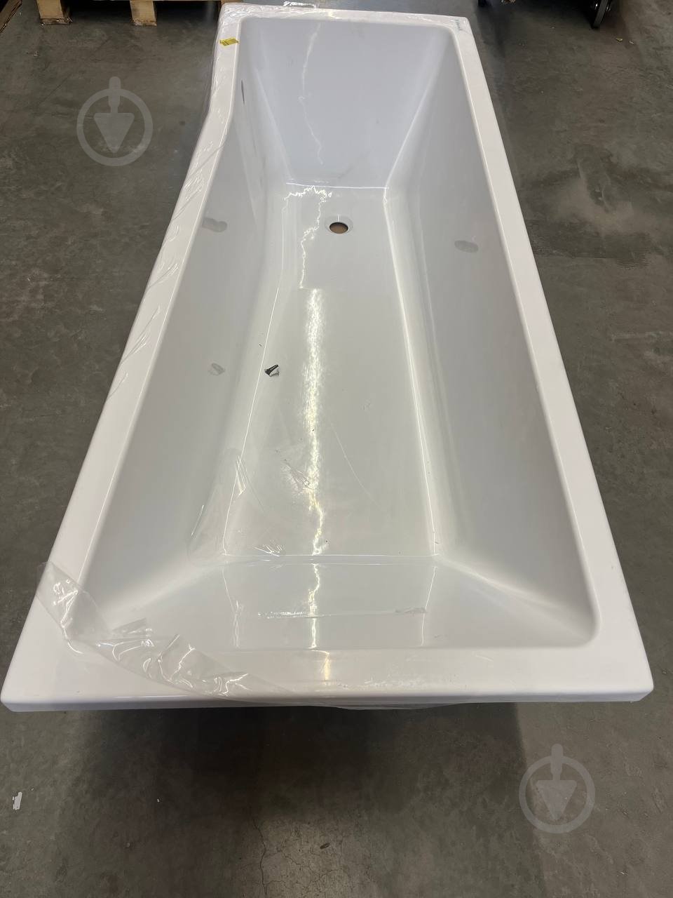 УЦЕНКА! Ванна акриловая Ravak Be Happy II L 160х75 см C961000000 (УЦ №2447) - фото 4 УЦЕНКА! Ванна акриловая Ravak Be Happy II L 160х75 см C961000000 (УЦ №2447) - фото 4