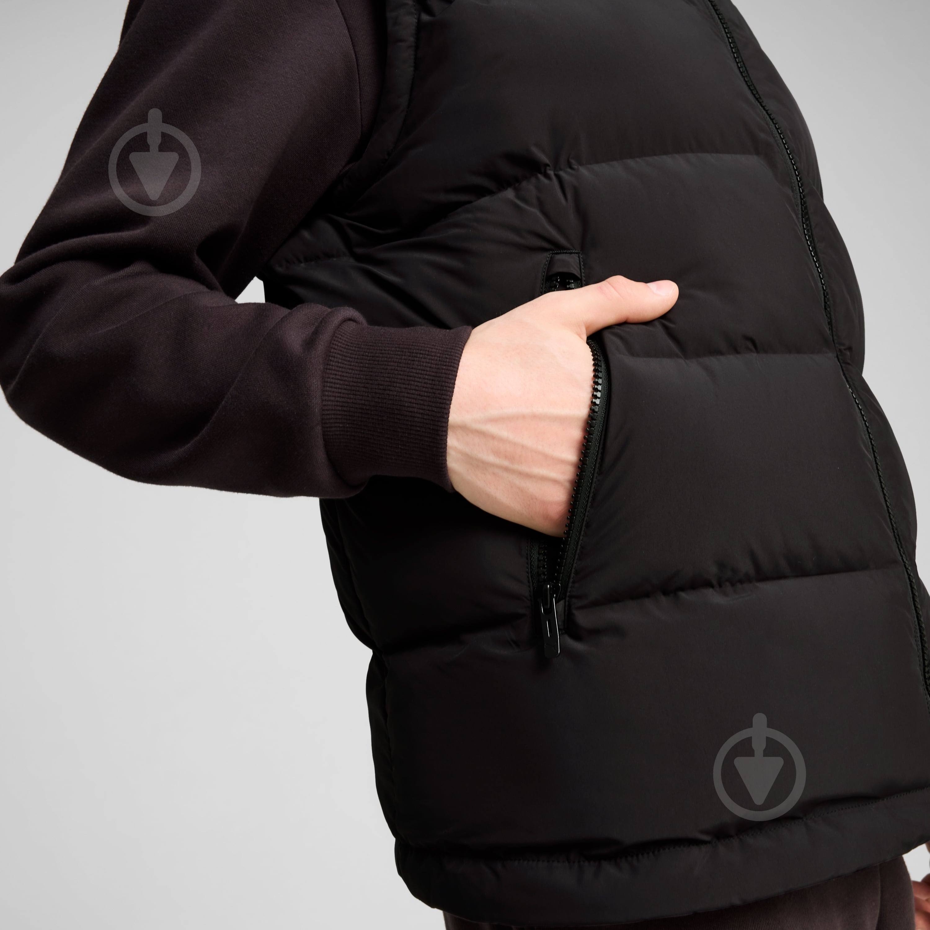 Жилет Puma MONO VEST 62646801 р.2XL черный - фото 7 Жилет Puma MONO VEST 62646801 р.2XL черный - фото 7