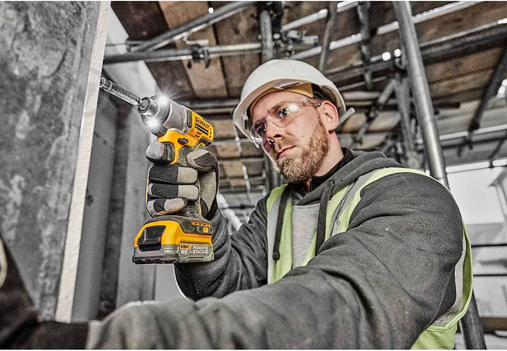 Шуруповерт ударный аккумуляторный DeWalt DCF840NT - фото 3