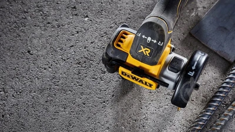 Пила дисковая DeWalt DCS438N - фото 9