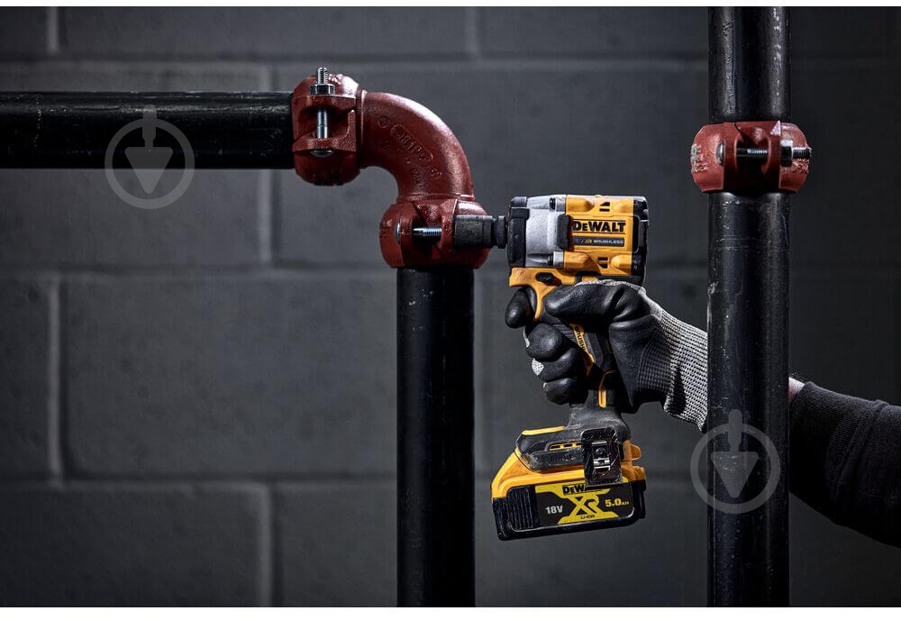 Гайковерт аккумуляторный DeWalt 610 Нм DCF922P2T - фото 3
