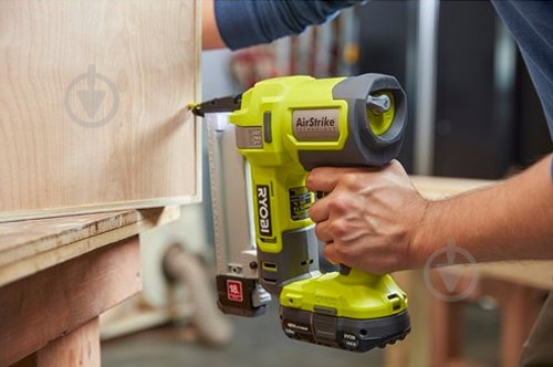 Степлер аккумуляторный RYOBI ONE+ тип 18G R18GS18-0 - фото 8 Степлер аккумуляторный RYOBI ONE+ тип 18G R18GS18-0 - фото 8