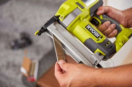 Степлер аккумуляторный RYOBI ONE+ тип 18G R18GS18-0 - фото 9 Степлер аккумуляторный RYOBI ONE+ тип 18G R18GS18-0 - фото 9