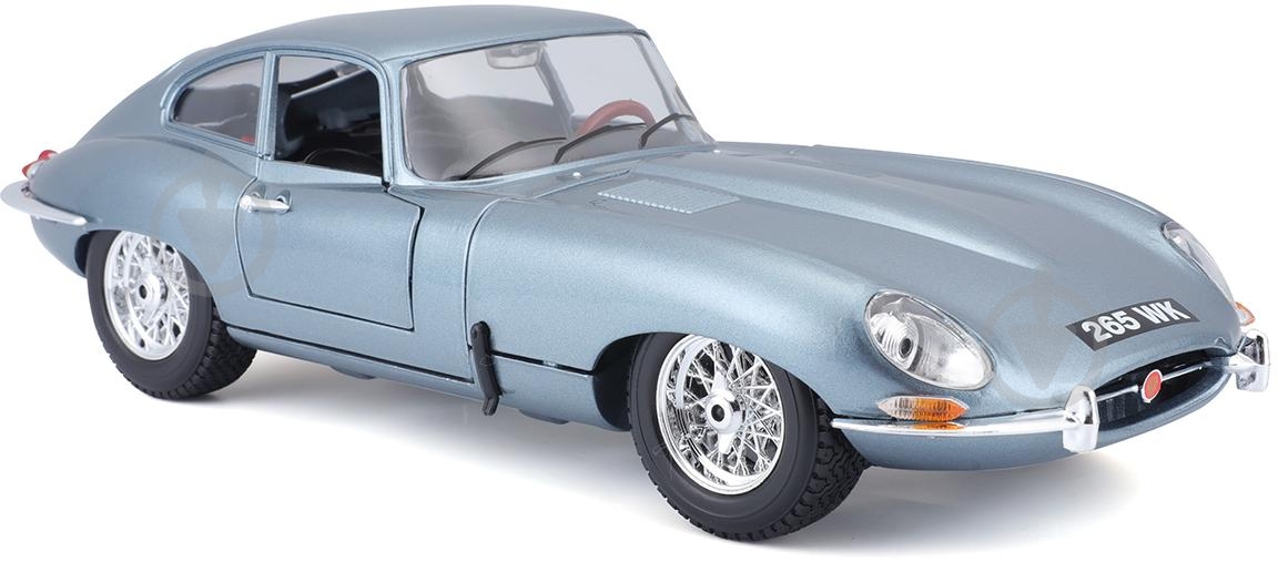 Автомодель Bburago 1:18 Jaguar E-Type Coupe 1961 18-12044 - фото 6