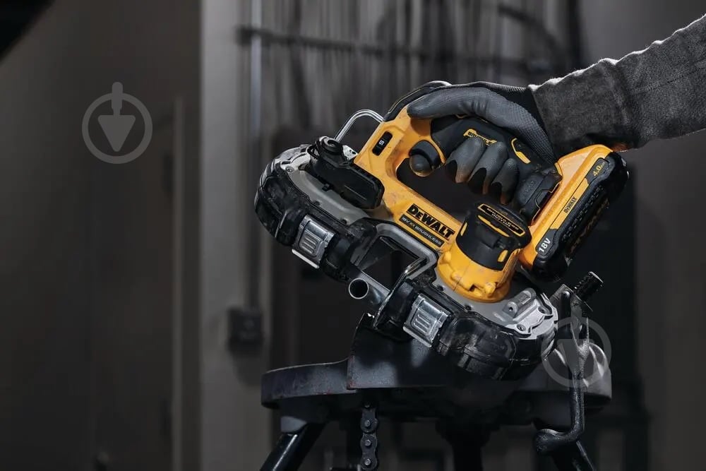 Пила ленточная по металлу DeWalt DCS377NT DCS377NT - фото 9 Пила ленточная по металлу DeWalt DCS377NT DCS377NT - фото 9