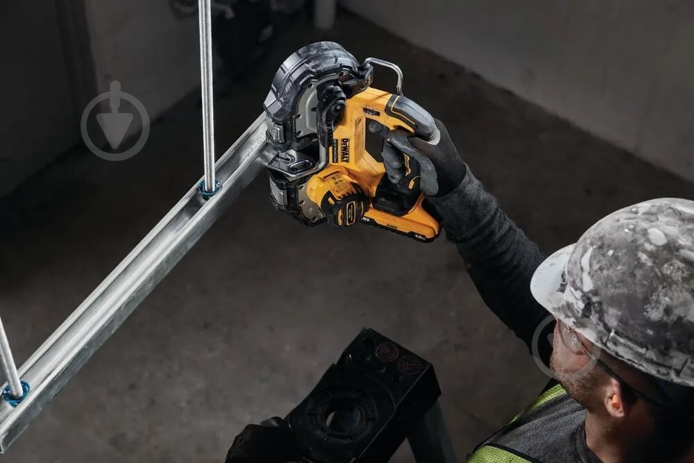 Пила ленточная по металлу DeWalt DCS377NT DCS377NT - фото 6 Пила ленточная по металлу DeWalt DCS377NT DCS377NT - фото 6