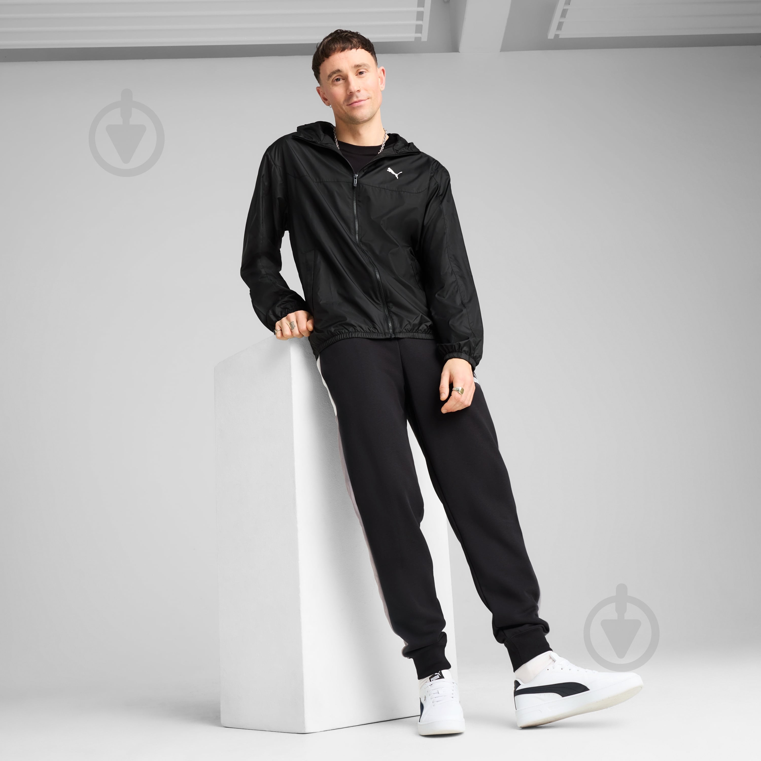 Ветровка мужская Puma Ess Regular Windbreaker 68462501 р.S черная - фото 5