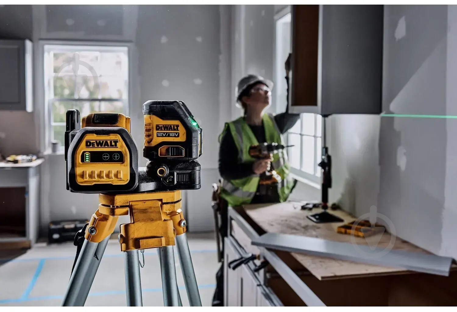 Рівень лазерний DeWalt лінійний DCE088D1G18 - фото 7 Рівень лазерний DeWalt лінійний DCE088D1G18 - фото 7