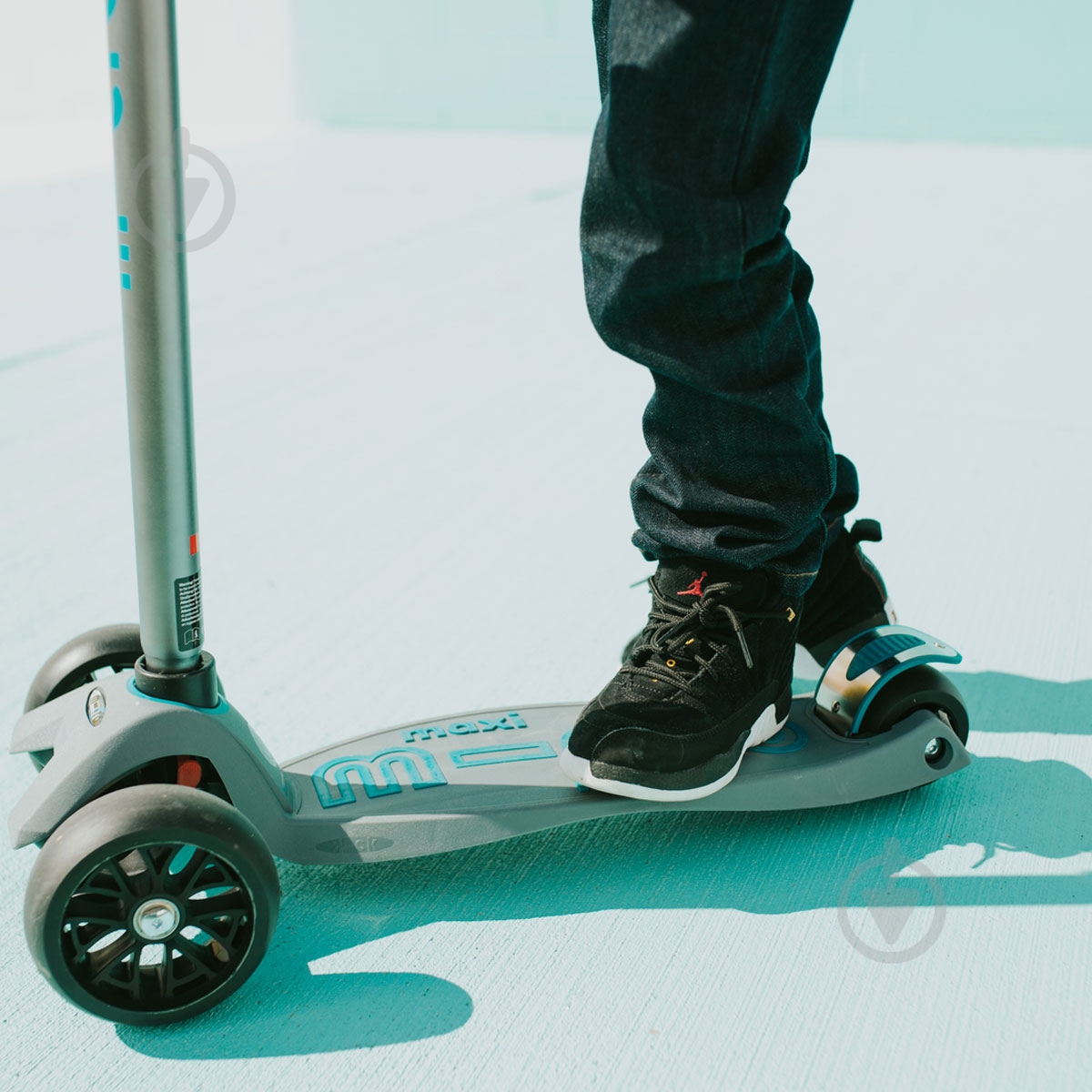Самокат Micro Maxi PRO Deluxe аква серый MMD088 - фото 7