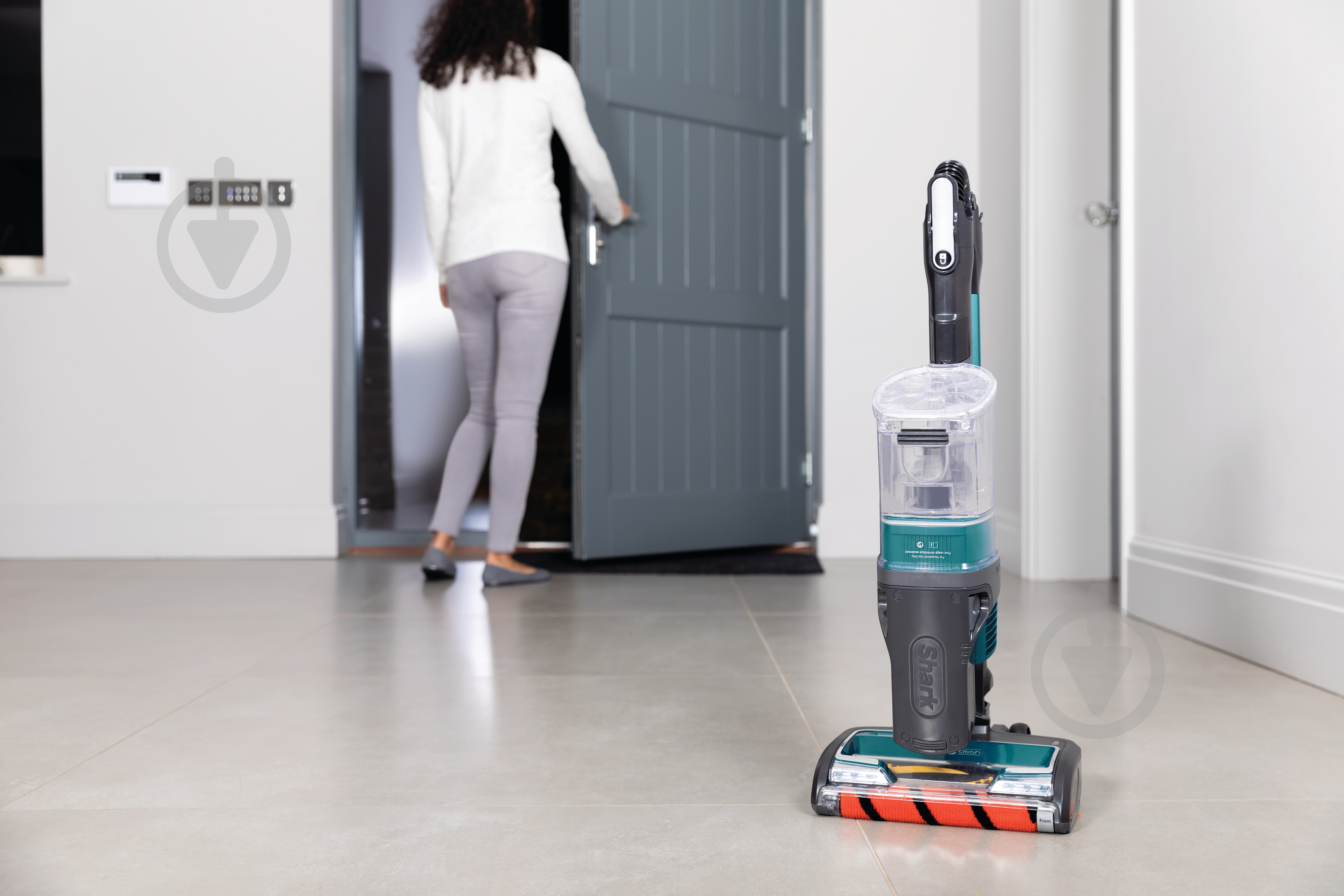 Пылесос аккумуляторный Shark IZ201EUT - фото 12 Пылесос аккумуляторный Shark IZ201EUT - фото 12