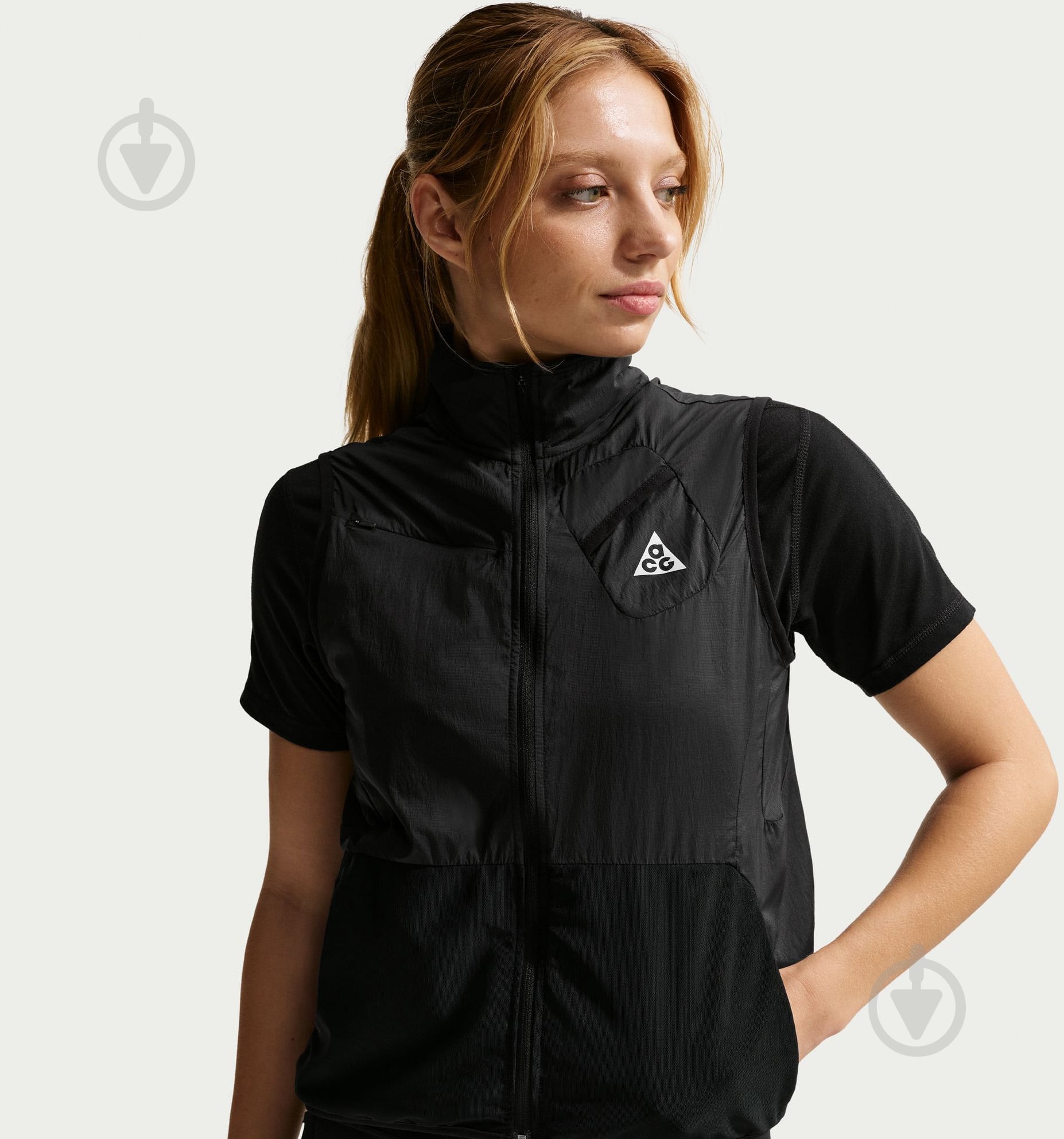 Жилет Nike W ACG TRAIL VEST IO9770-010 р.XS черный - фото 3