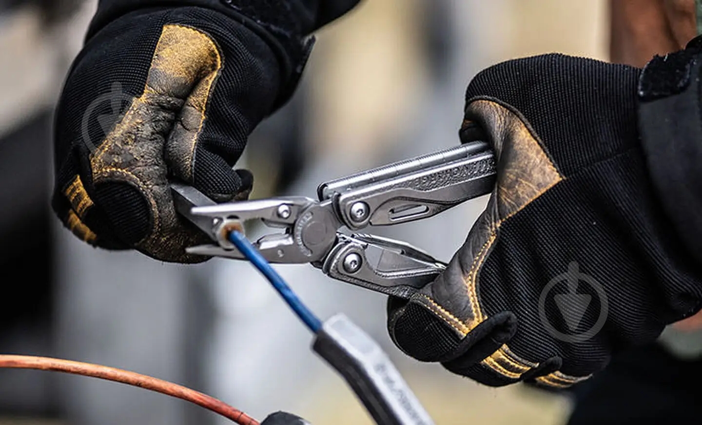 Мультитул Leatherman Charge TTI Plus, синтетический чехол (19 инстр) 832528 - фото 18 Мультитул Leatherman Charge TTI Plus, синтетический чехол (19 инстр) 832528 - фото 18