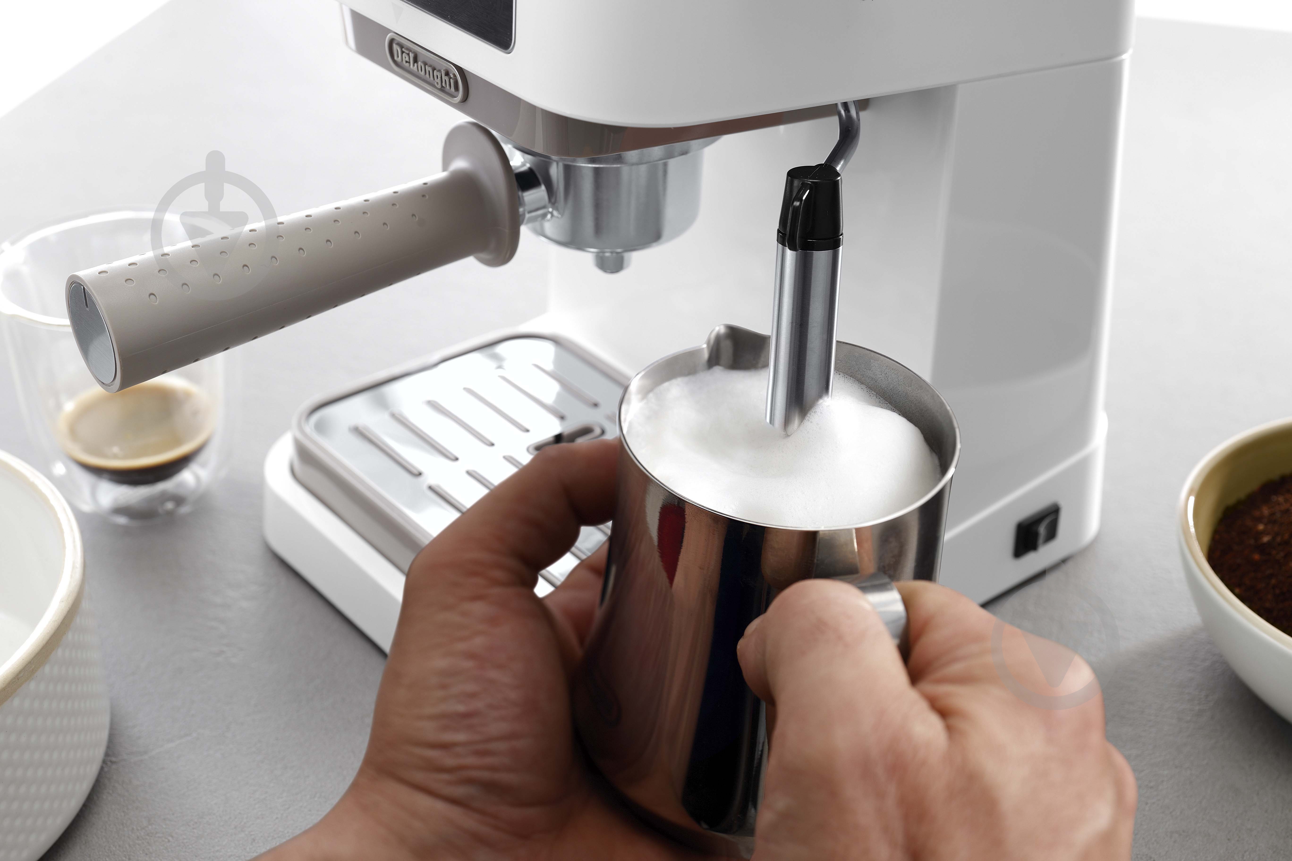Кавоварка ріжкова Delonghi EC260.W Stilosa - фото 6