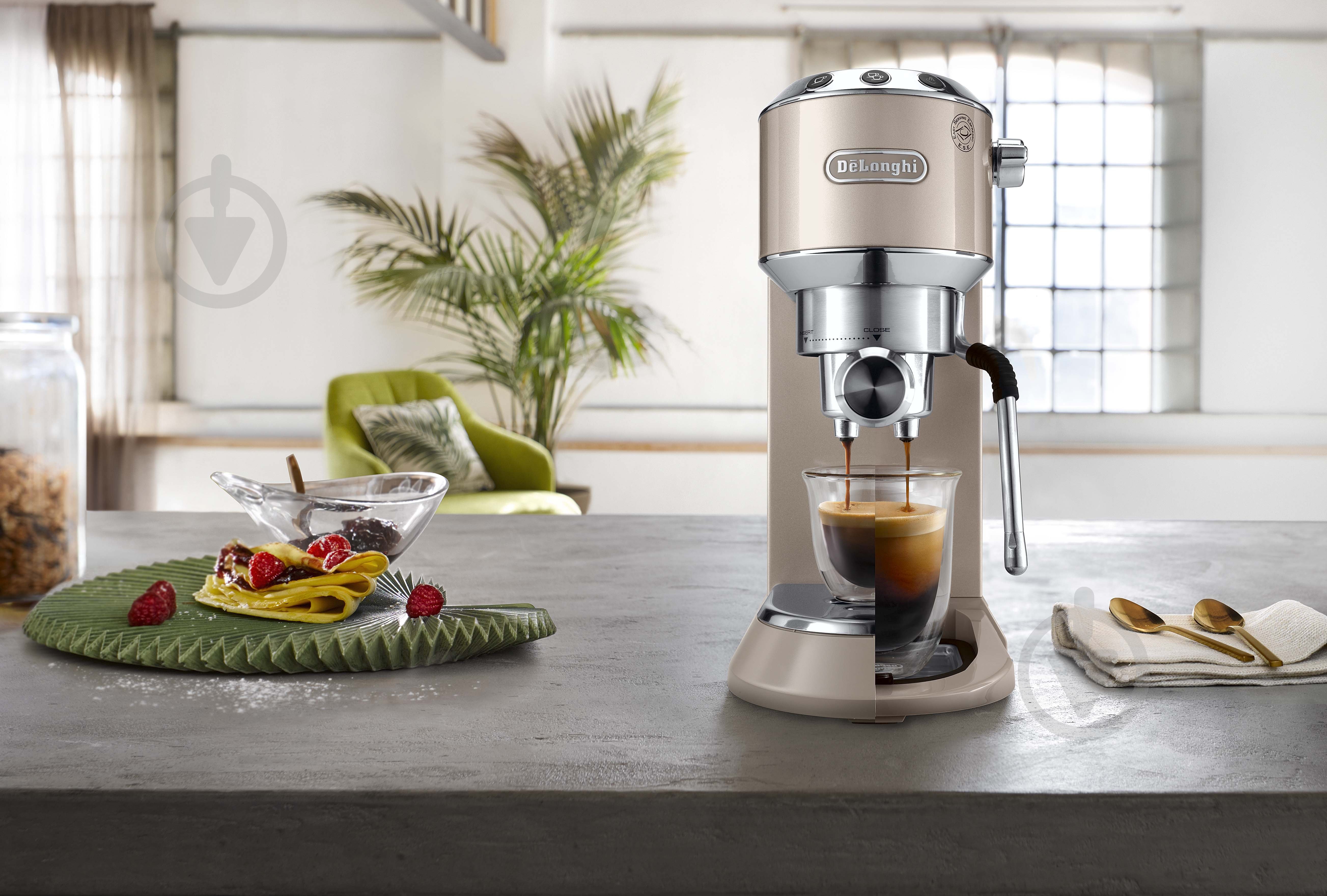 Кавоварка ріжкова Delonghi Dedica Arte EC885.BG - фото 13