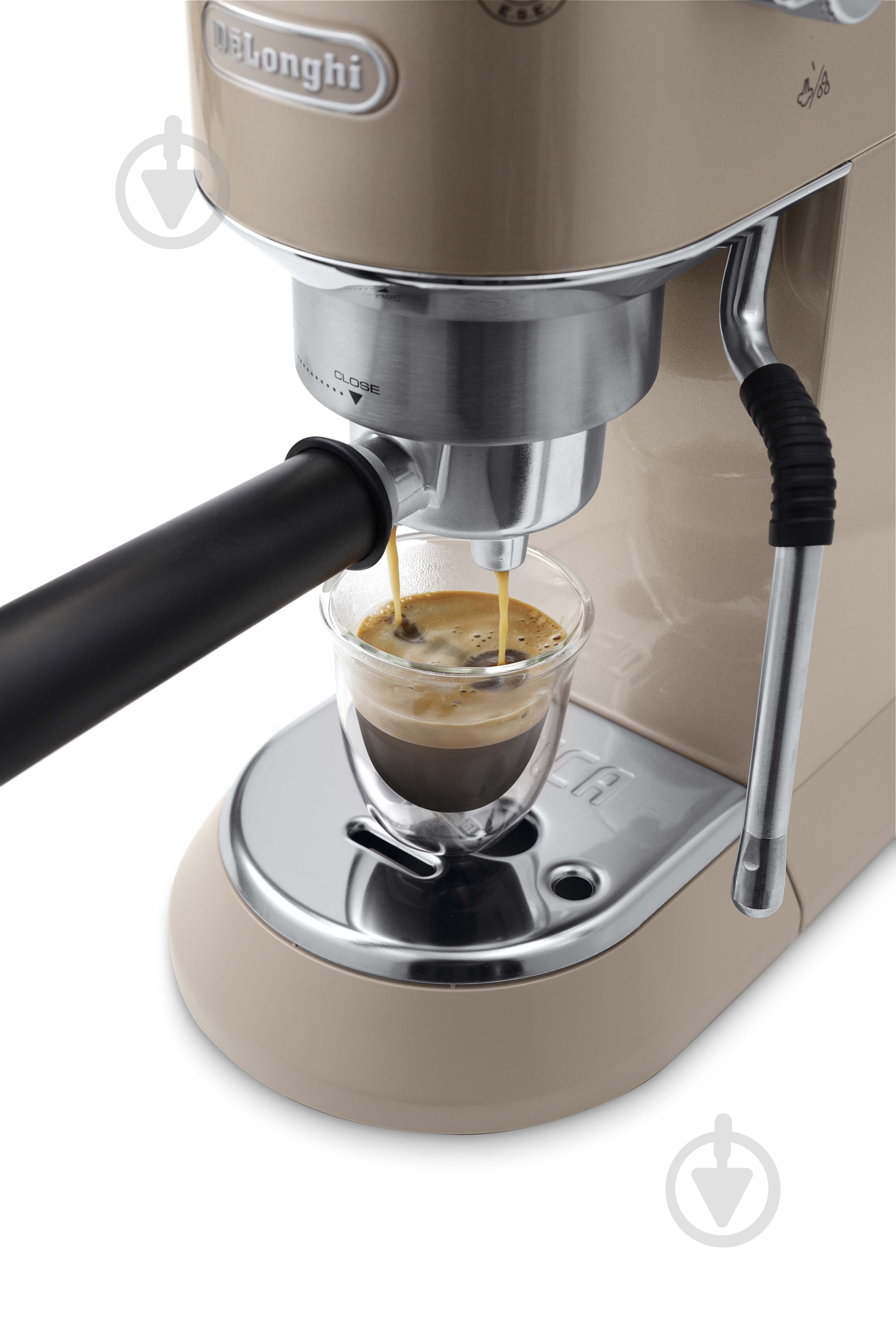 Кавоварка ріжкова Delonghi Dedica Arte EC885.BG - фото 10