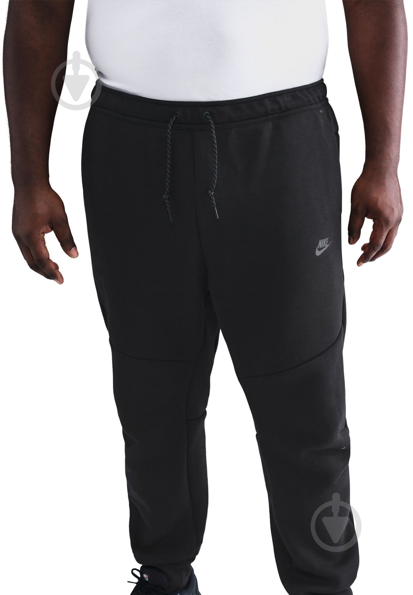 Штани Nike M NK TCH FLC JGGR HV0959-010 р. 2XL чорний - фото 20 Штани Nike M NK TCH FLC JGGR HV0959-010 р. 2XL чорний - фото 20
