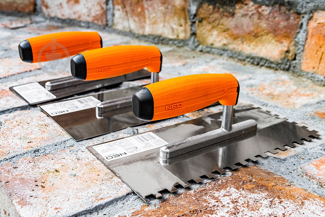 Гладилка зубчаста NEO tools 50-164 - фото 3