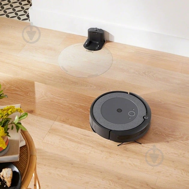 Робот-пылесос моющий iRobot Roomba Combo i5+ i557840 black/grey - фото 16 Робот-пылесос моющий iRobot Roomba Combo i5+ i557840 black/grey - фото 16