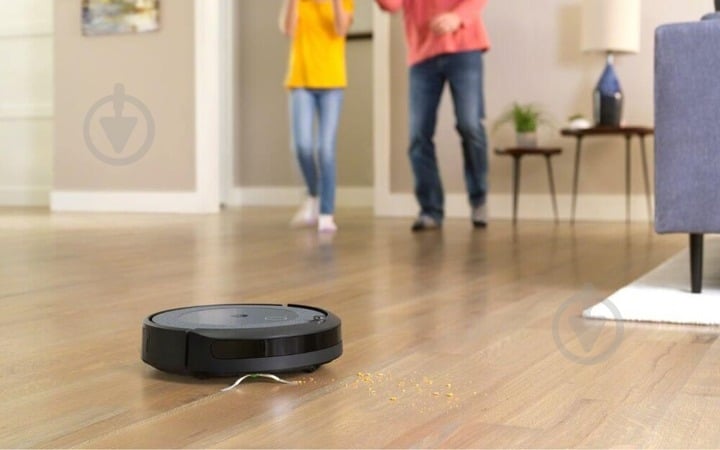 Робот-пылесос моющий iRobot Roomba Combo i5+ i557840 black/grey - фото 14 Робот-пылесос моющий iRobot Roomba Combo i5+ i557840 black/grey - фото 14