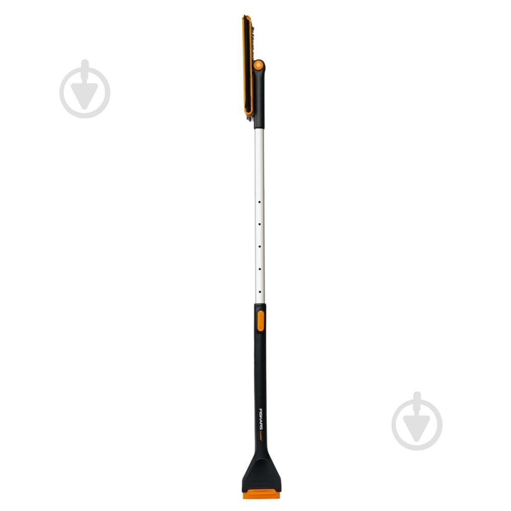 Щетка-скребок Fiskars телескопическая поворотная X-series™ - фото 5 Щетка-скребок Fiskars телескопическая поворотная X-series™ - фото 5