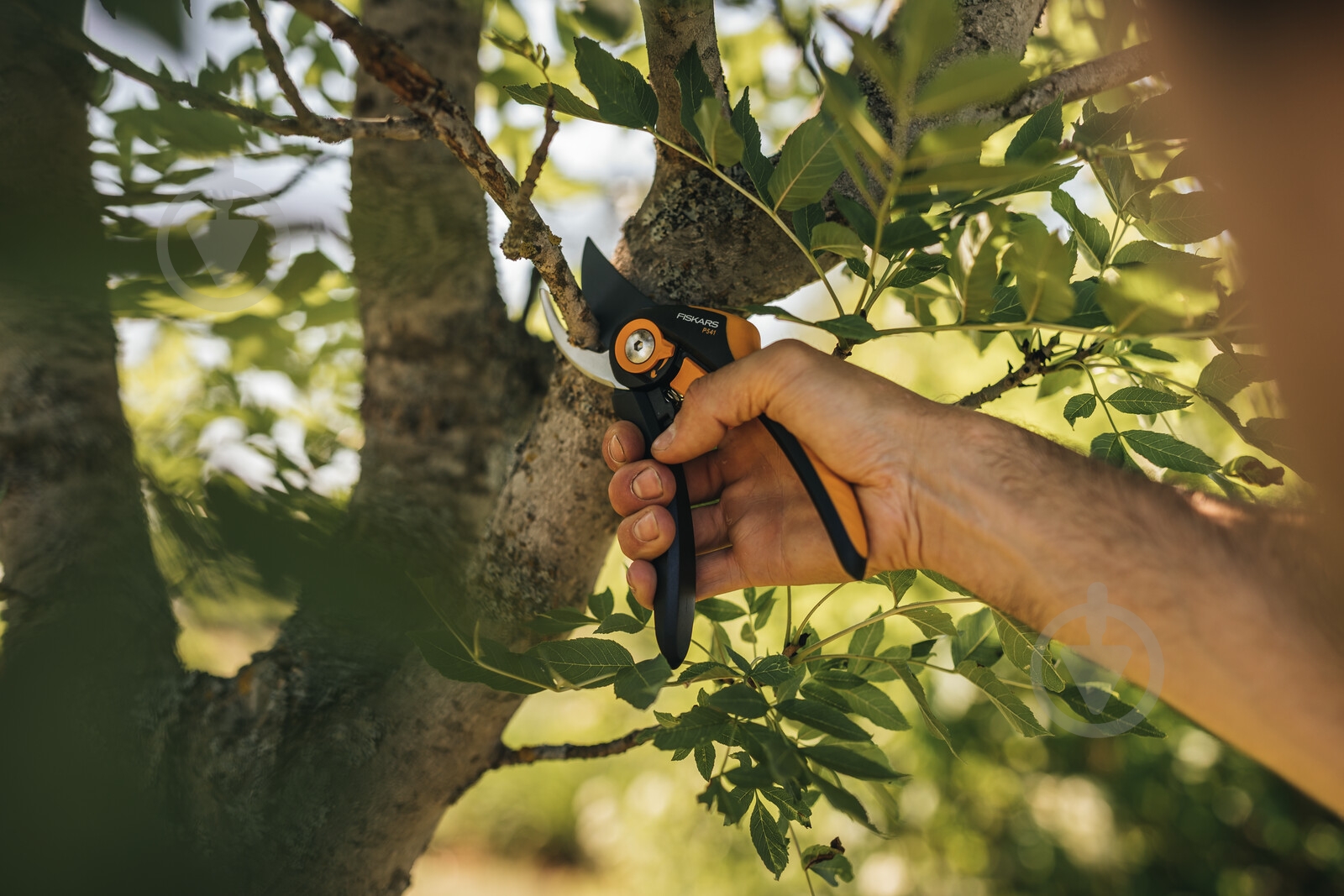 Секатор площинний Fiskars Plus SmartFit P541 (1057169) - фото 4