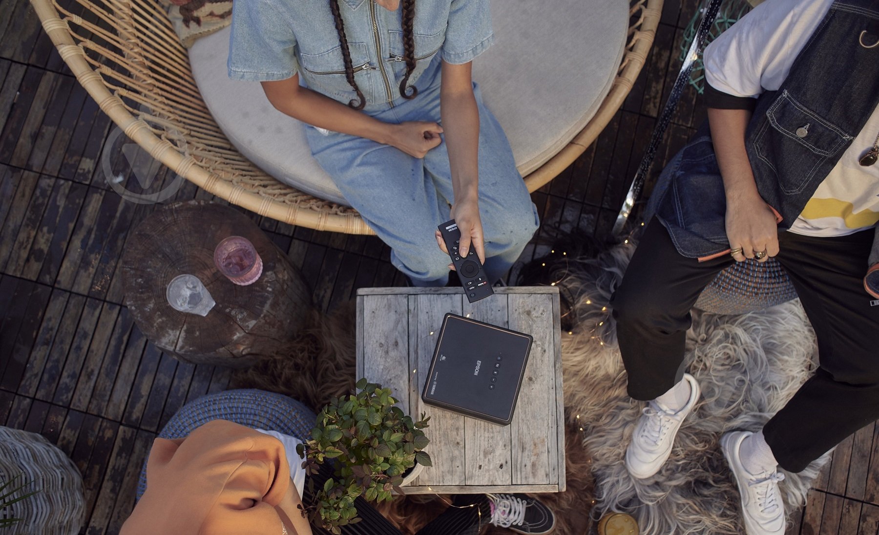 Проектор Epson EF-12 (V11HA14040) - фото 12