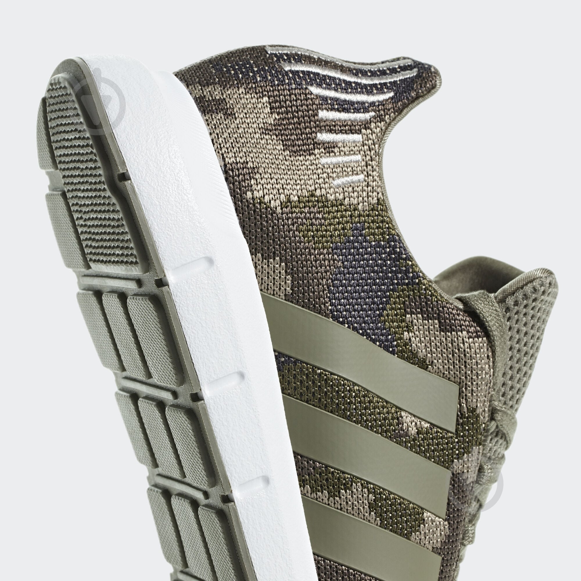 Кроссовки мужские Adidas SWIFT RUN BD7976 р.42 хаки - фото 9