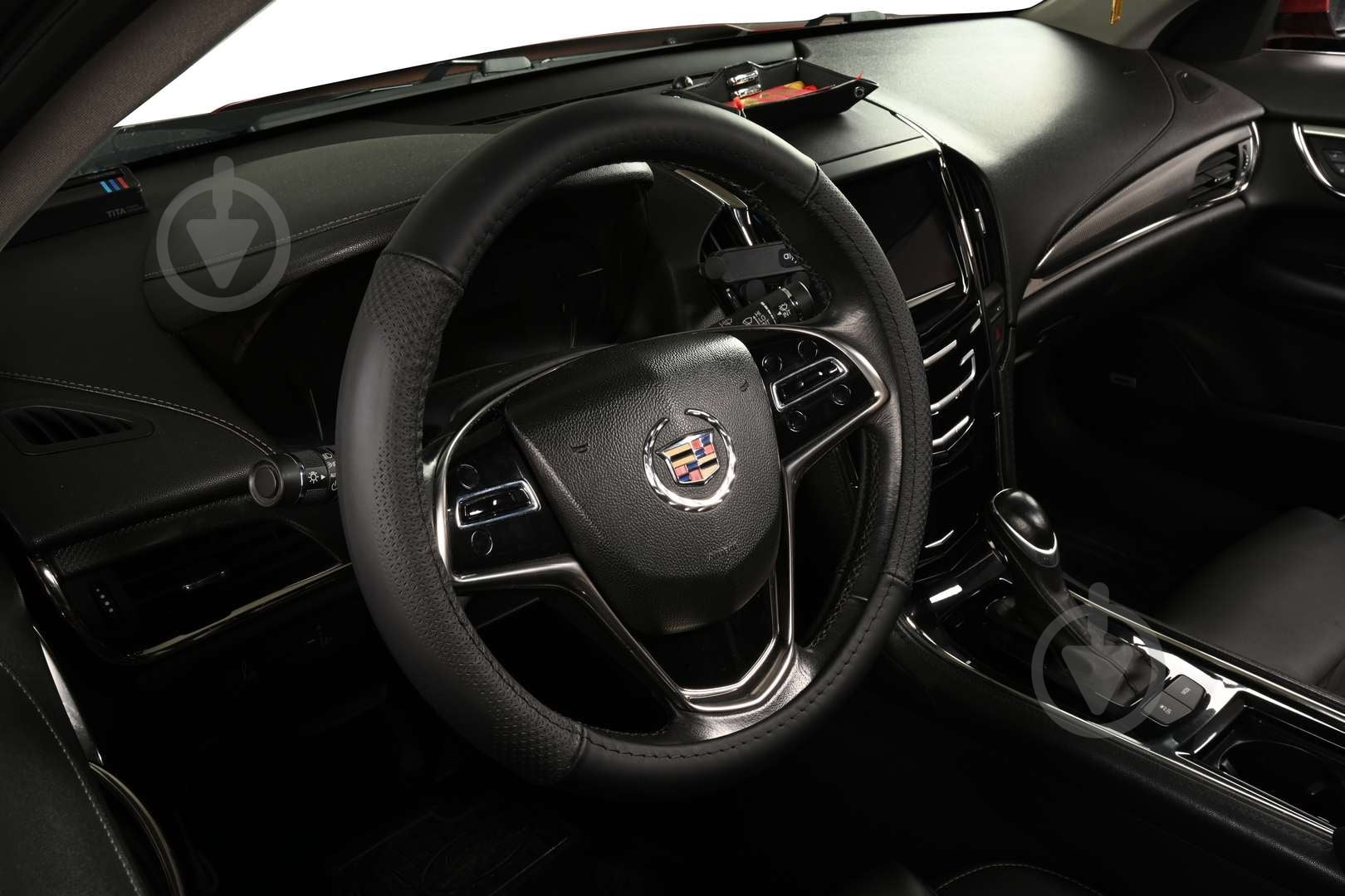 Чехол на руль Auto Assistance GL2009 M (37-39 см) черный - фото 2 Чехол на руль Auto Assistance GL2009 M (37-39 см) черный - фото 2