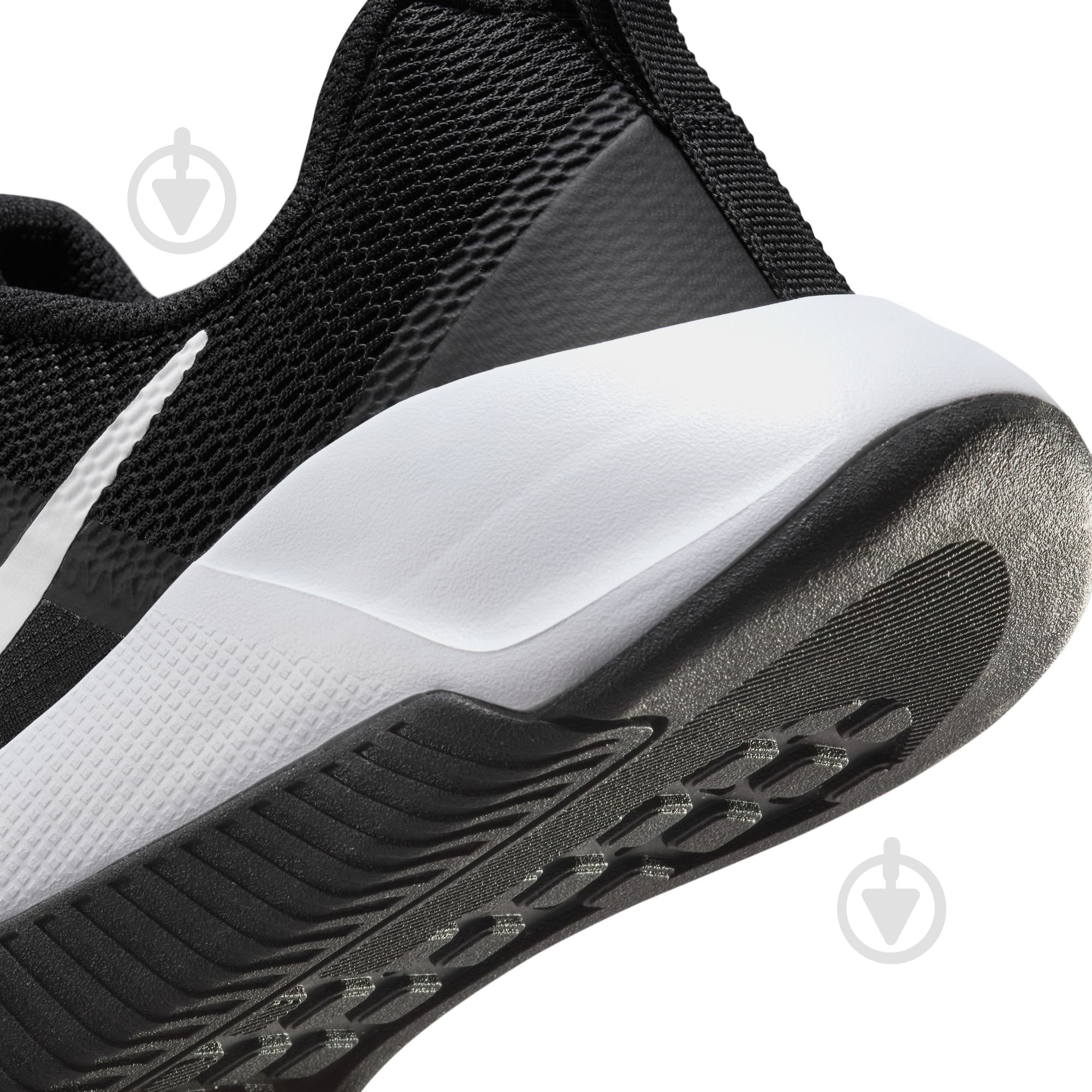 Кроссовки женские демисезонные Nike MC TRAINER 3 FQ1830-001 р.40,5 черные - фото 9 Кроссовки женские демисезонные Nike MC TRAINER 3 FQ1830-001 р.40,5 черные - фото 9