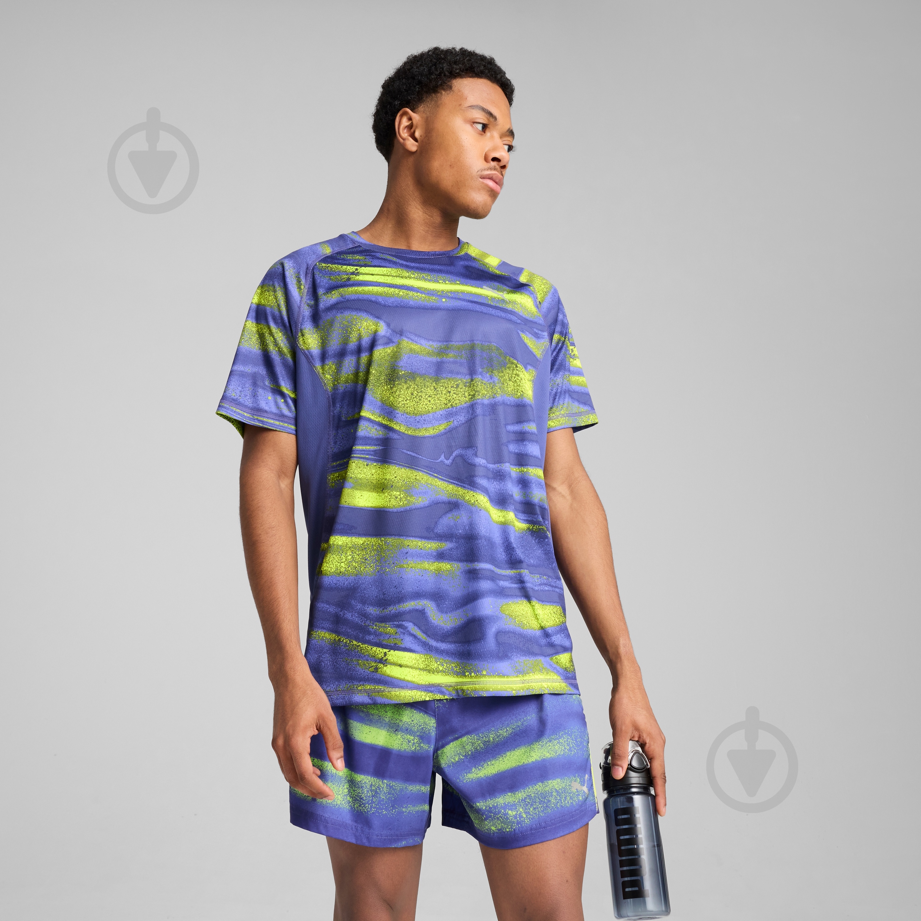 Футболка Puma M RUN VELOCITY AOP TEE (POLY) 52659946 р.M фіолетовий - фото 3 Футболка Puma M RUN VELOCITY AOP TEE (POLY) 52659946 р.M фіолетовий - фото 3