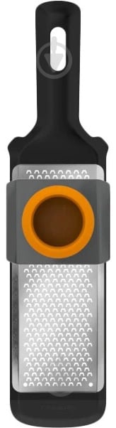 Терка мелкая Fiskars FF 1014412 - фото 2 Терка мелкая Fiskars FF 1014412 - фото 2